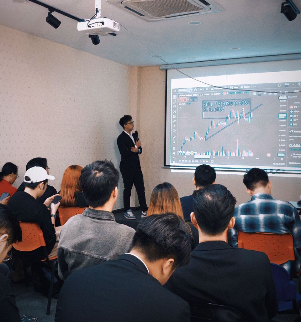 课程（点击可放大）